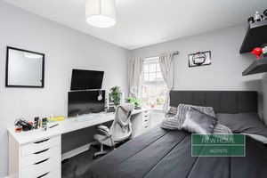 Photo 8- click for photo gallery